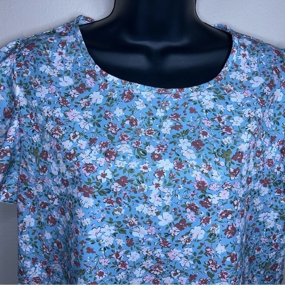 LARGE BLUE RUFFLE SLEEVE BLOUSE TOP LIGHTWEIGHT PASTEL SHORT SLEEVE - Picture 2 of 9